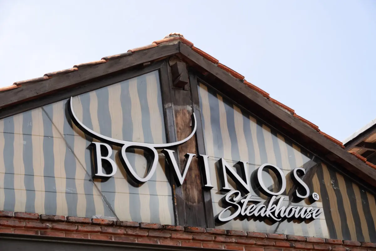 Bovinos Steakhouse & Seafood