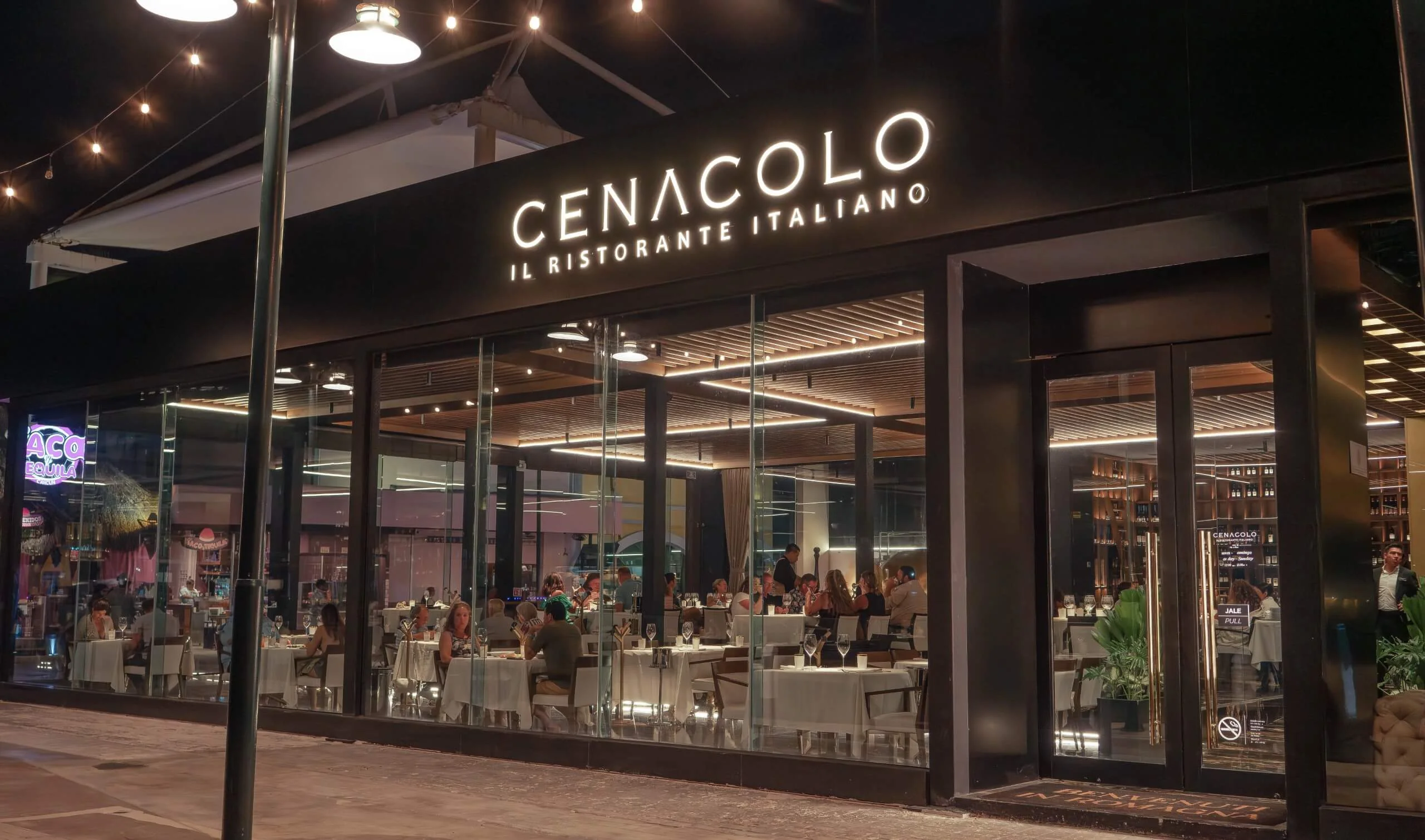 Cenacolo Hotel Zone Cancún